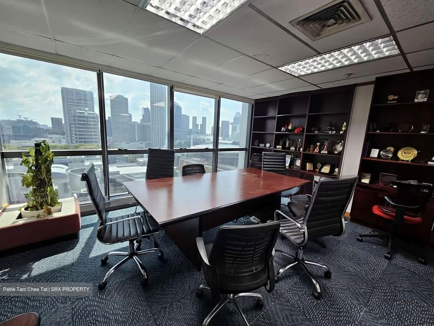 High Street Centre (D6), Office #563949601
